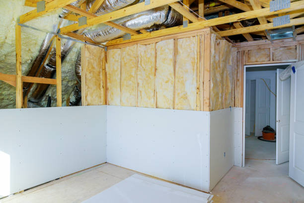 Best Garage Insulation  in Willowick, OH